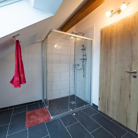Schoene Dachgeschosswohnung
