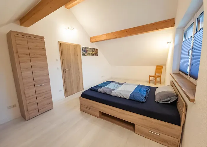 Schoene Dachgeschosswohnung *